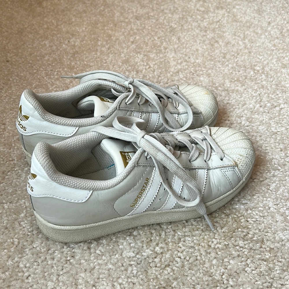 Adidas Superstar Sneakers